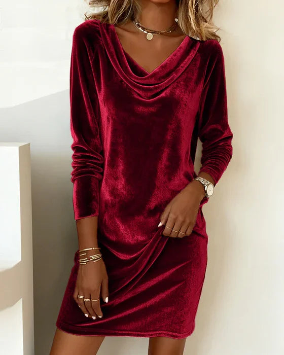 Camile| Loose Fitting Velvet Dress